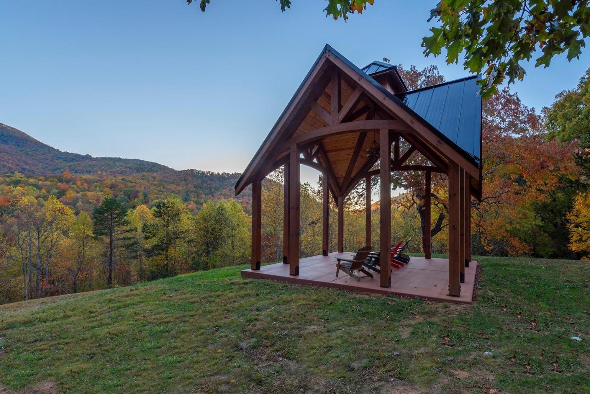 Engadine Inn And Cabins Candler Exterior foto